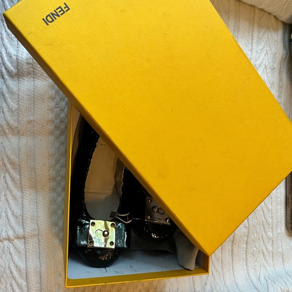 Fendi brand new flats, size 36.5 (US 6.5) - Picture 4 of 8